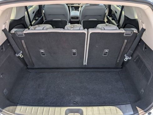 Used 2022 Nissan Pathfinder SL w/ SL Premium Package FWD image 14