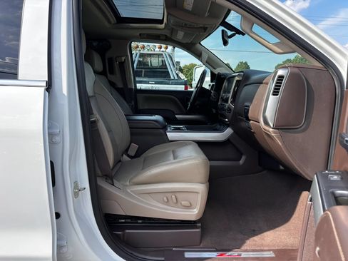 Used 2019 Chevrolet Silverado 2500 LTZ w/ Duramax Plus Package AWD/4WD image 31