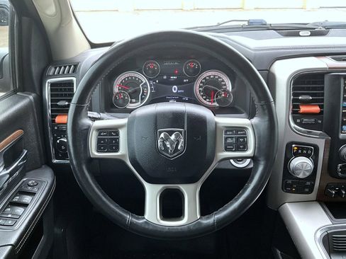 Used 2017 RAM 1500 Laramie w/ Convenience Group image 12