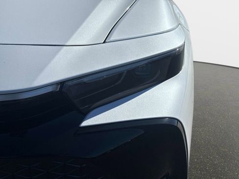 Used 2026 Toyota Crown XLE image 35