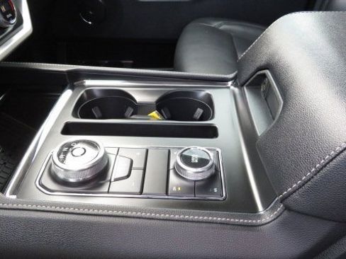 Certified 2022 Ford Expedition XLT image 19