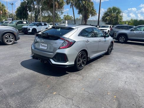 Used 2018 Honda Civic Sport image 6