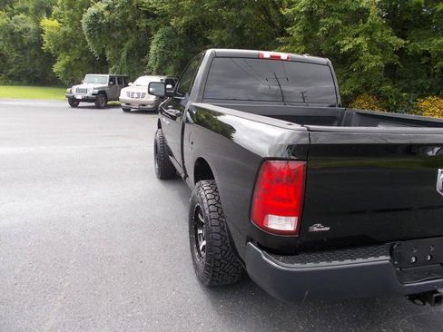 Used 2012 RAM 1500 ST w/ ST Popular Equipment Group AWD/4WD image 4