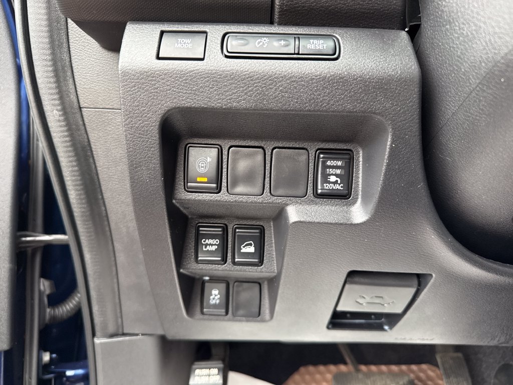 Used 2022 Nissan Frontier SV w/ SV Premium Package AWD/4WD image 14