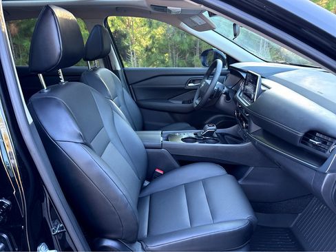 New 2026 Nissan Rogue SV image 12