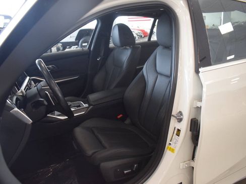 Used 2019 BMW 330i Sedan w/ Driving Assistance Package RWD image 47
