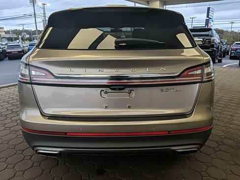 Used 2019 Lincoln Nautilus Reserve image 6