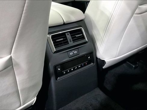 Certified 2026 MAZDA CX-90 3.3 Turbo w/ Premium Plus Pkg AWD/4WD image 36