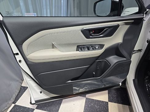 New 2026 Subaru Forester Premium AWD/4WD image 18