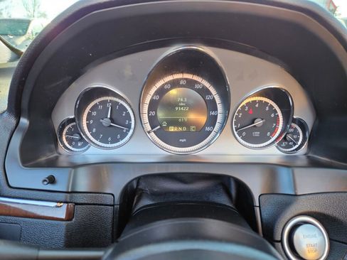 Used 2011 Mercedes-Benz E 550 Cabriolet image 18