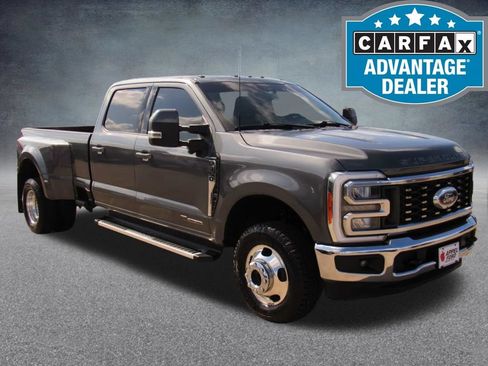 Used 2023 Ford F350 Lariat w/ FX4 Off-Road Package AWD/4WD image 1