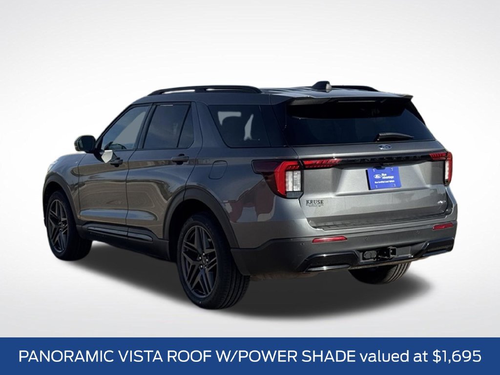 Used 2025 Ford Explorer ST-Line w/ Premium Package AWD/4WD image 42