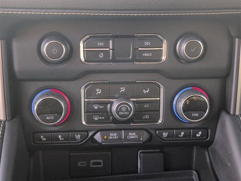 Certified 2024 Chevrolet Tahoe Premier image 21