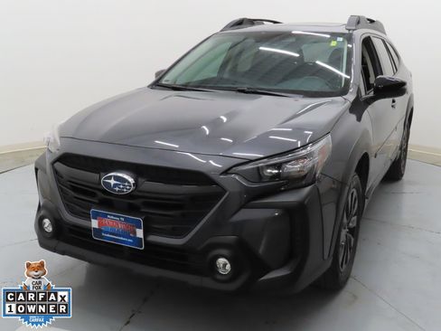 Used 2024 Subaru Outback Onyx Edition image 10