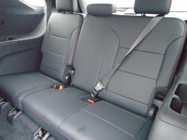 Used 2024 Chevrolet Traverse RS AWD/4WD image 28