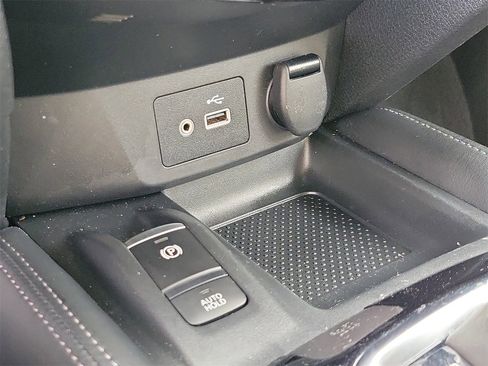 Used 2020 Nissan Rogue SL w/ Premium Package image 29