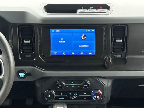 Used 2023 Ford Bronco 2-Door AWD/4WD image 22