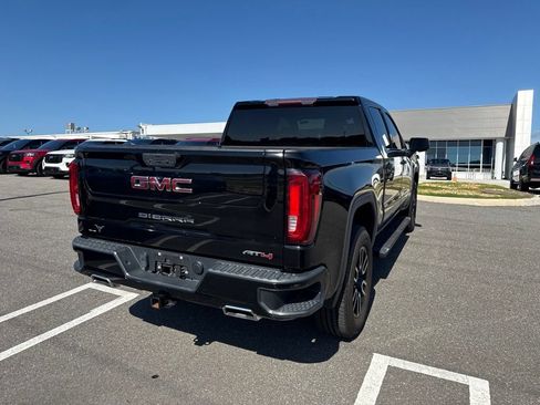 Used 2021 GMC Sierra 1500 AT4 AWD/4WD image 2