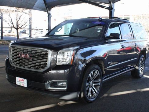 Used 2018 GMC Yukon XL Denali w/ Denali Ultimate Package image 14