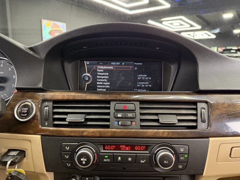 Used 2011 BMW 328i Sedan RWD image 12