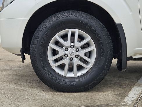 Used 2019 Nissan Frontier SV w/ Value Truck Package RWD image 10
