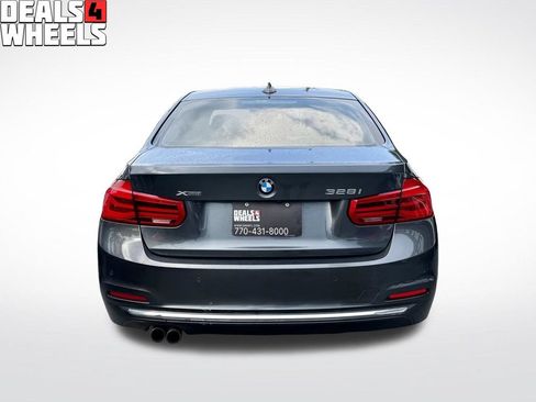 Used 2016 BMW 328i xDrive Sedan AWD/4WD image 9