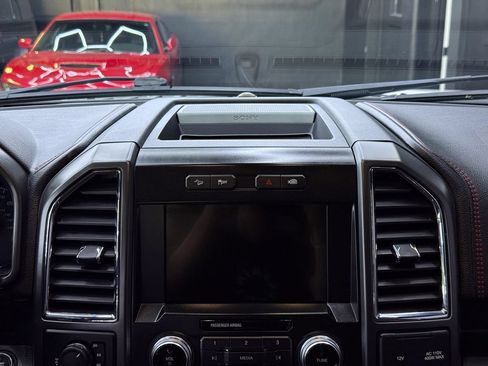 Used 2016 Ford F150 Lariat w/ Equipment Group 502A Luxury AWD/4WD image 22