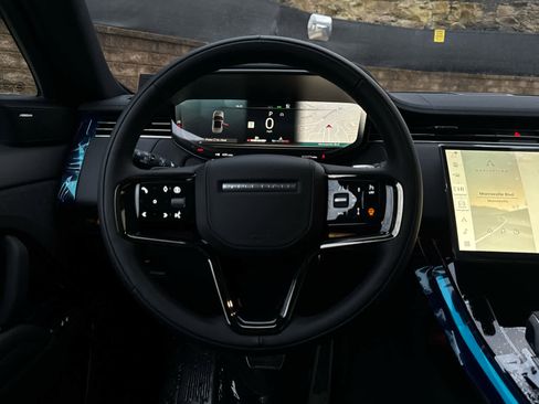New 2026 Land Rover Range Rover Sport Dynamic SE image 10