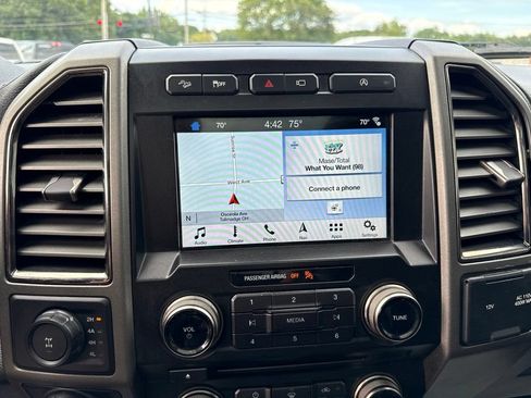Used 2018 Ford F150 Raptor w/ Equipment Group 802A Luxury AWD/4WD image 36