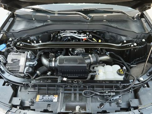 Used 2022 Ford Explorer ST w/ ST Street Pack image 39