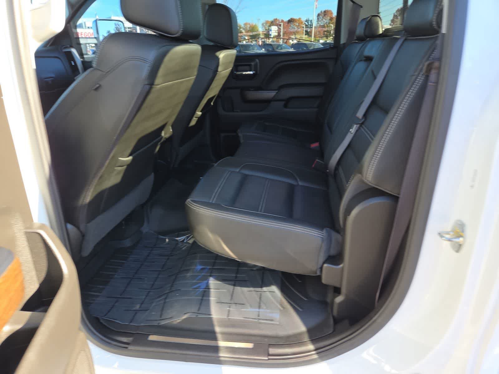Used 2017 GMC Sierra 2500 Denali AWD/4WD image 21