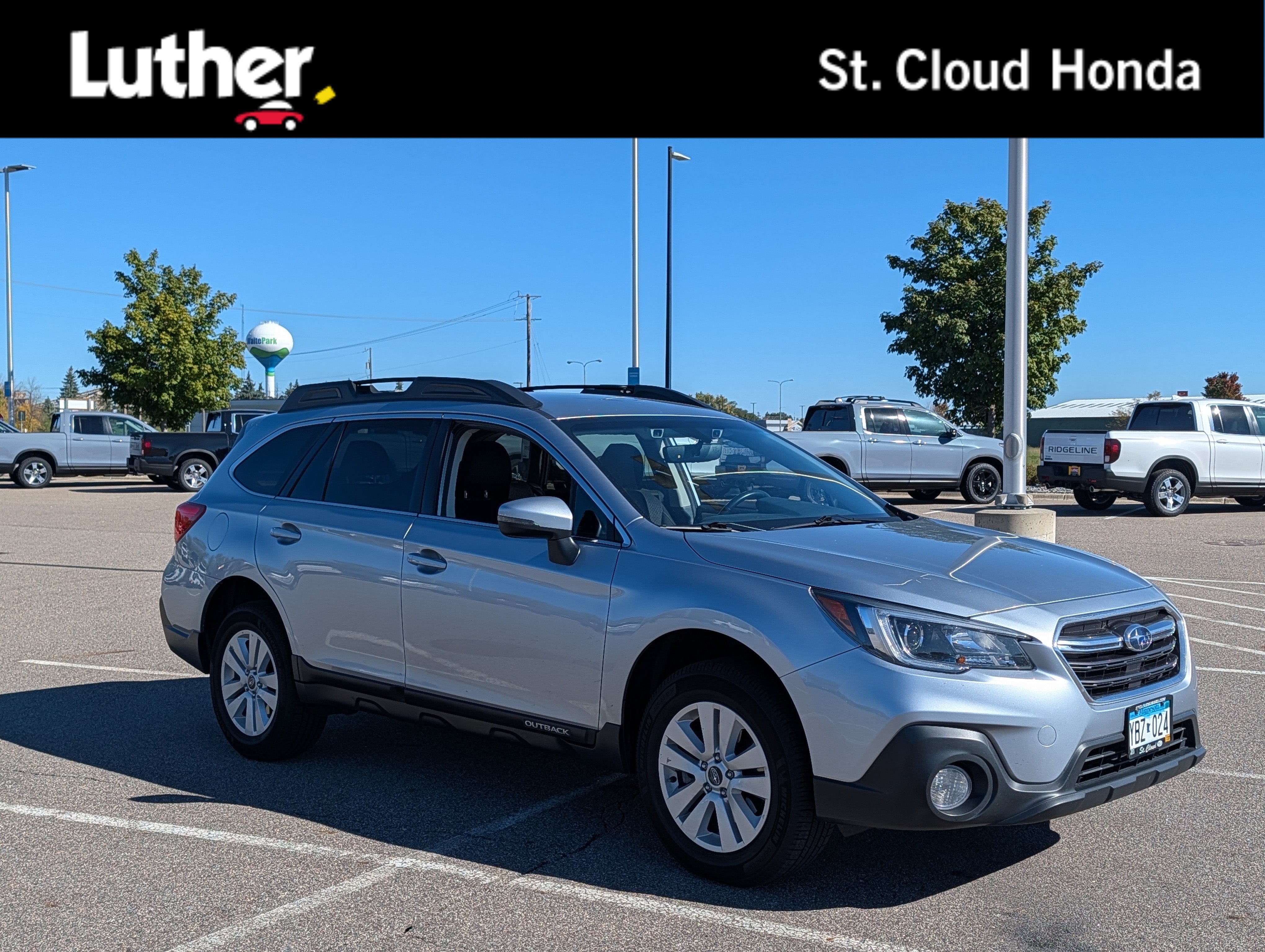 Used 2019 Subaru Outback 2.5i Premium AWD/4WD image 1