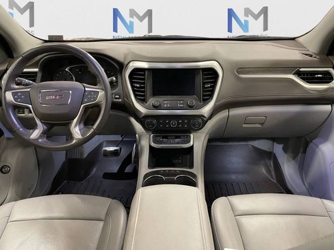 Used 2020 GMC Acadia SLT w/ Premium Package image 10