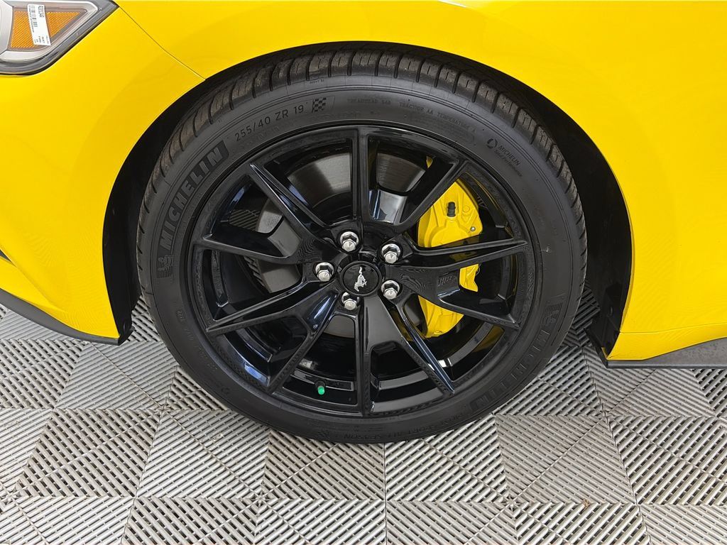 Used 2015 Ford Mustang GT Premium w/ Equipment Group 401A RWD image 8