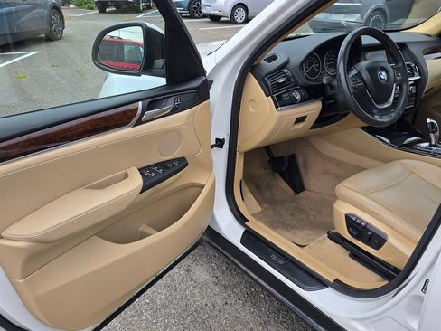 Used 2015 BMW X3 xDrive28i AWD/4WD image 17