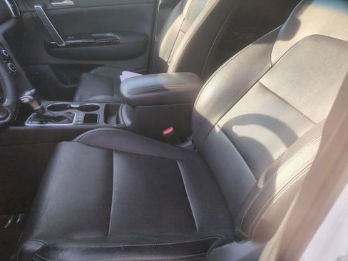 Used 2019 Kia Sportage EX w/ Option Group 040 AWD/4WD image 14