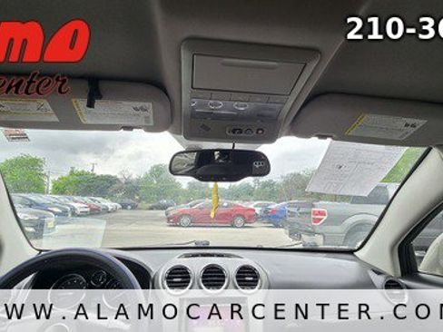 Used 2013 Chevrolet Captiva Sport LT image 39