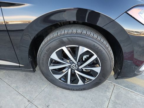 Used 2025 Volkswagen Jetta S image 9