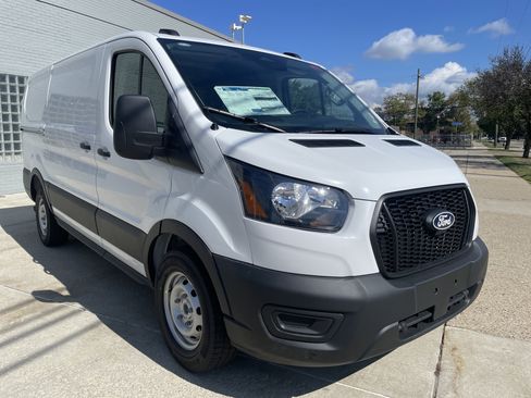 New 2027 Ford Transit 150 Low Roof w/ Load Area Protection Package RWD image 2