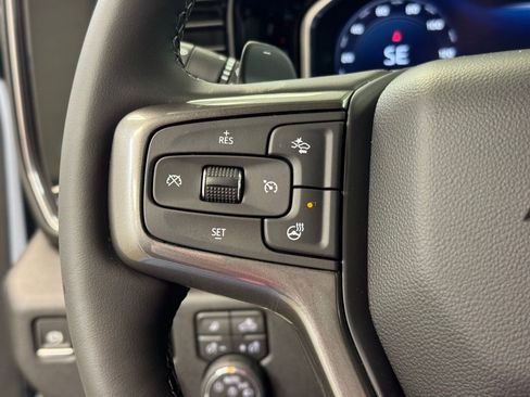 New 2026 Chevrolet Silverado 1500 High Country w/ Technology Package AWD/4WD image 34