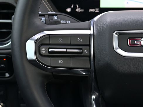 Used 2025 GMC Yukon Elevation w/ Elevation Premium Package image 22