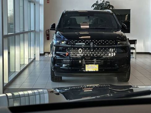 Certified 2022 Lincoln Navigator Reserve image 20