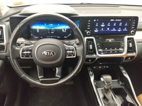 Used 2021 Kia Sorento SX Prestige AWD/4WD image 22