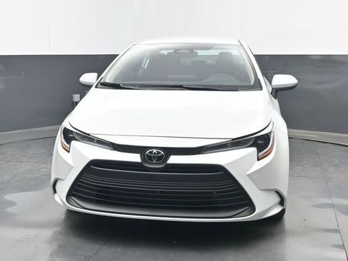 New 2026 Toyota Corolla LE FWD image 18