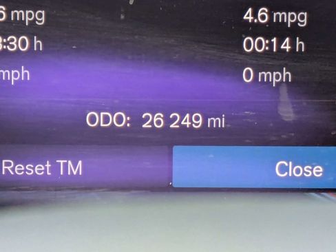 Certified 2023 Volvo XC60 B5 Ultimate w/ Protection Package Premier AWD/4WD image 40