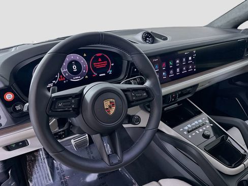 New 2025 Porsche Cayenne GTS image 24