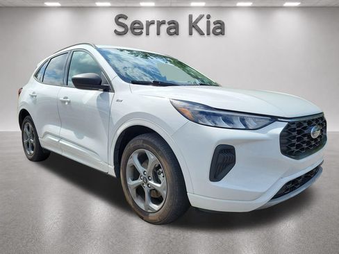 Used 2023 Ford Escape ST-Line w/ Tech Pack #1 AWD/4WD image 7
