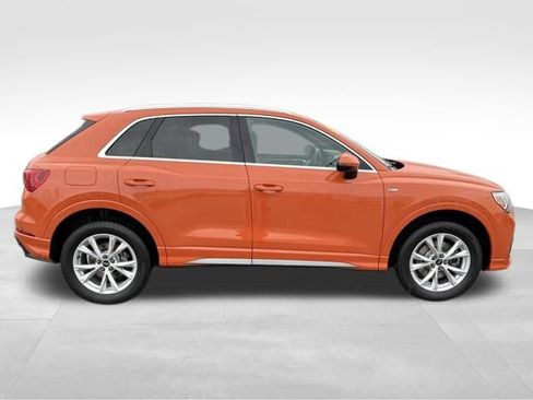 Used 2023 Audi Q3 2.0T Premium image 11