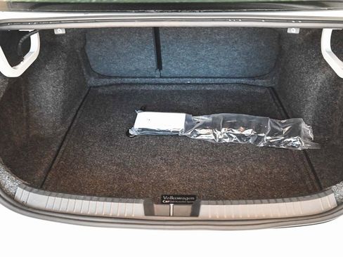 Used 2022 Volkswagen Jetta SE FWD image 20