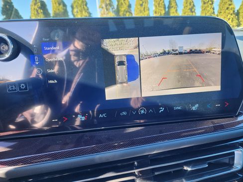 New 2026 Chevrolet Traverse Z71 w/ Enhanced Driving Package image 36